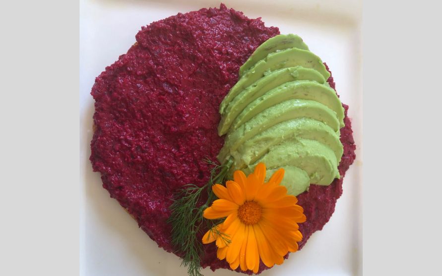 Chickpeas Pancake with Beetroot Sauce